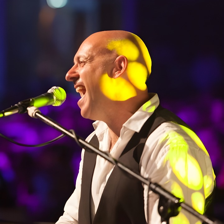 Featured image for “Friday Night Live Music: Kickstart Your Weekend at Burleigh Bowls”