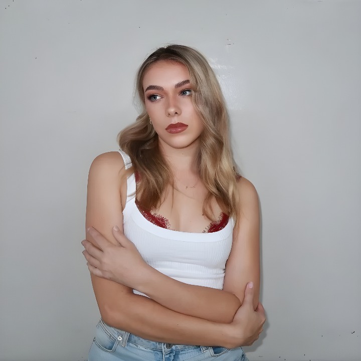 Featured image for “Friday Night Live Music: Free Entertainment at Burleigh Bowls”